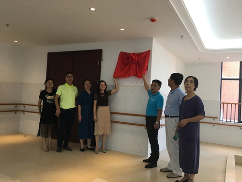 ""/ ""